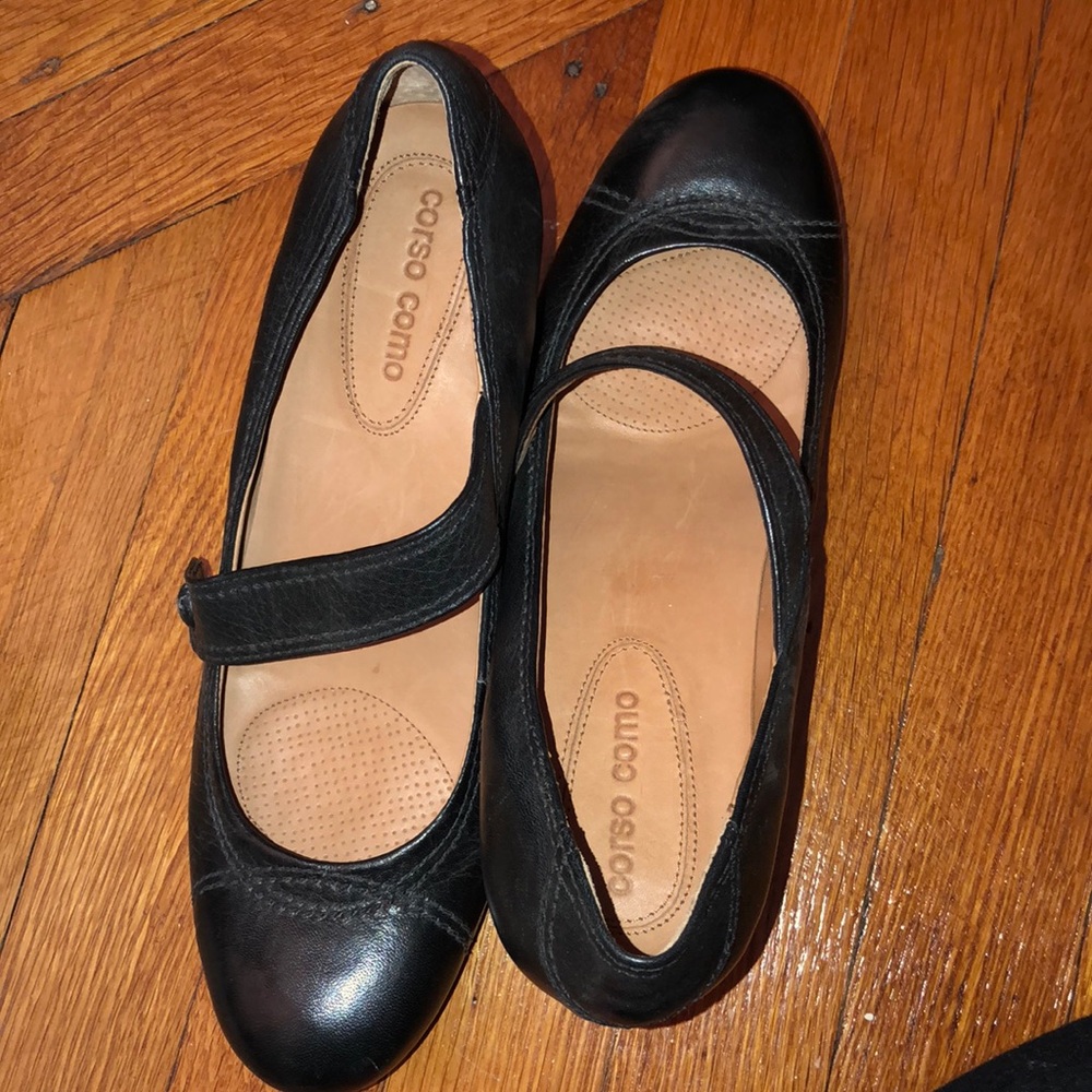 Corso como never been worn black heels